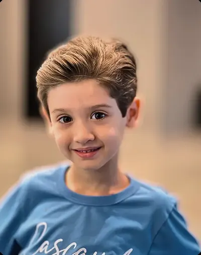 Corte infantil feito na Barbearia Montreal em Cascavel